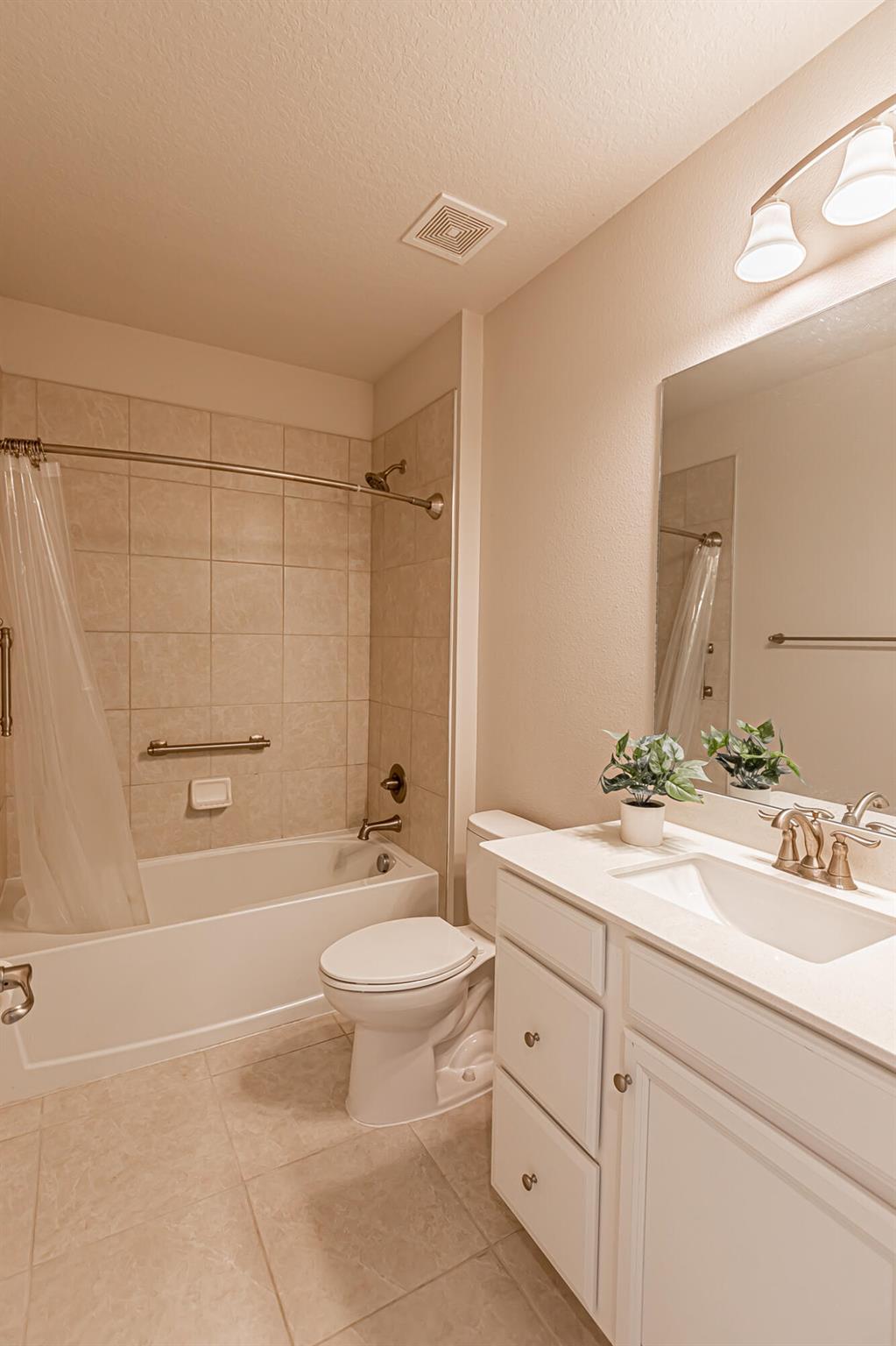 10909 SW Robbia Way