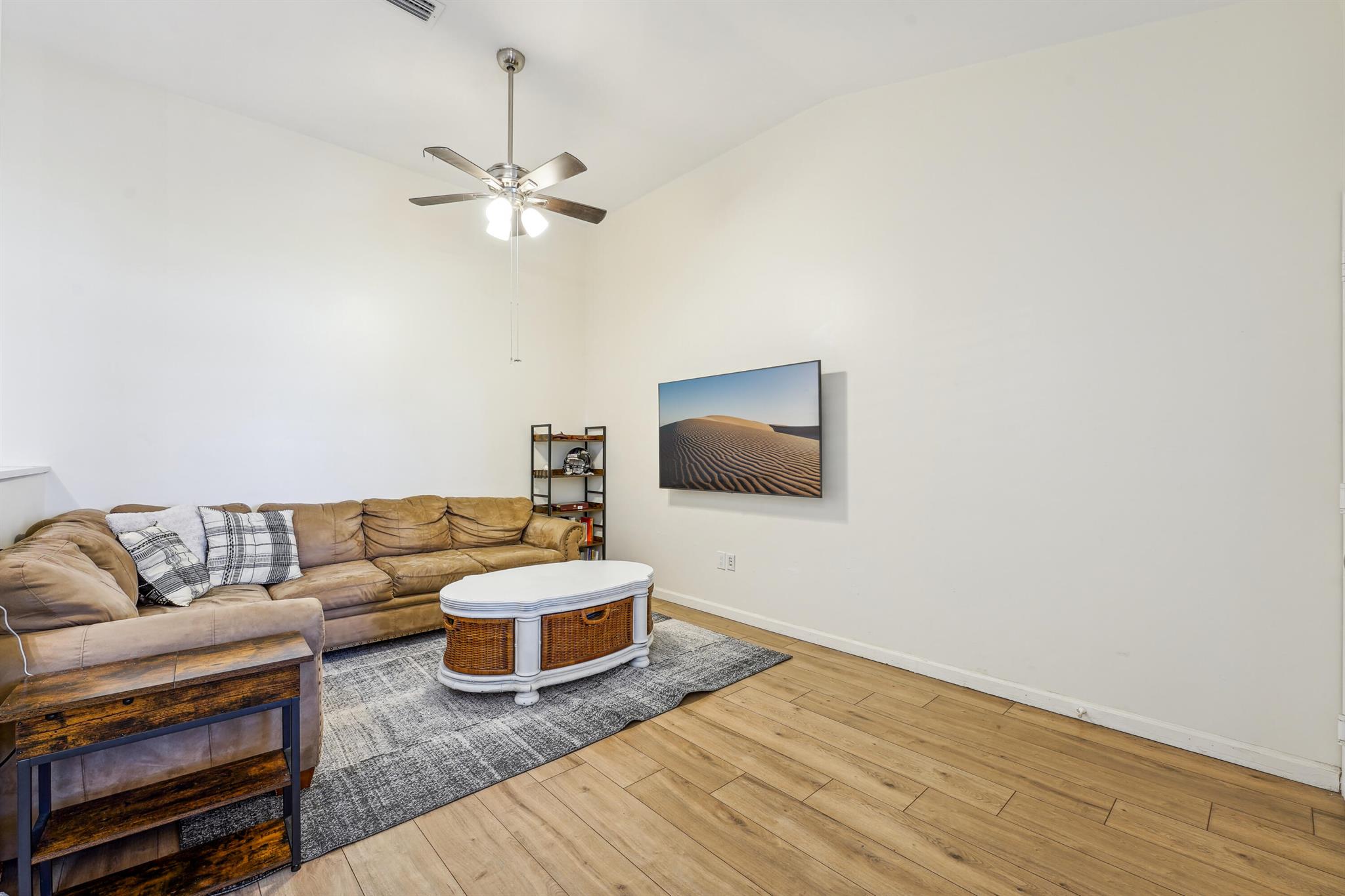 1050 Crystal Way Unit: L