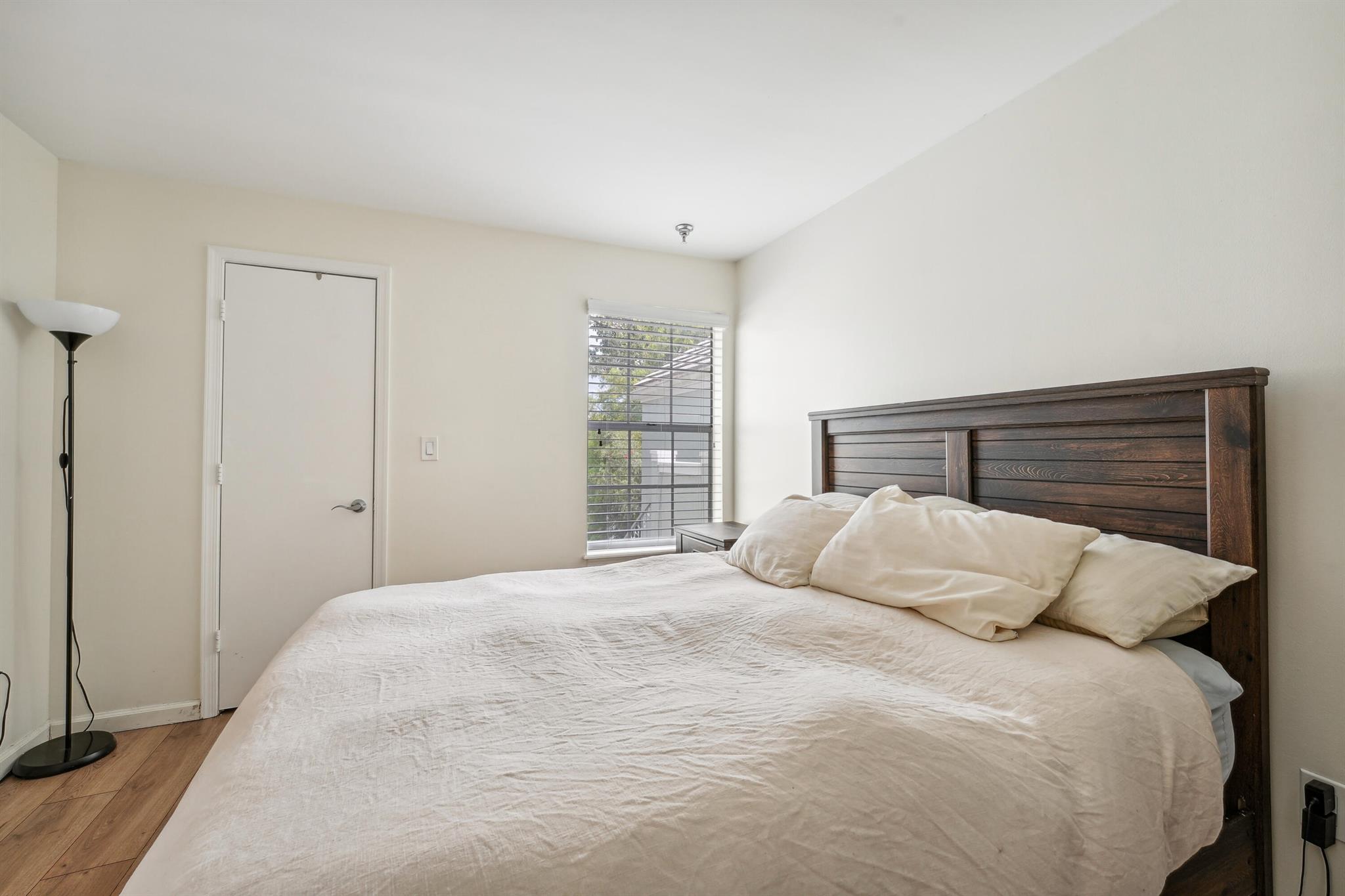 1050 Crystal Way Unit: L