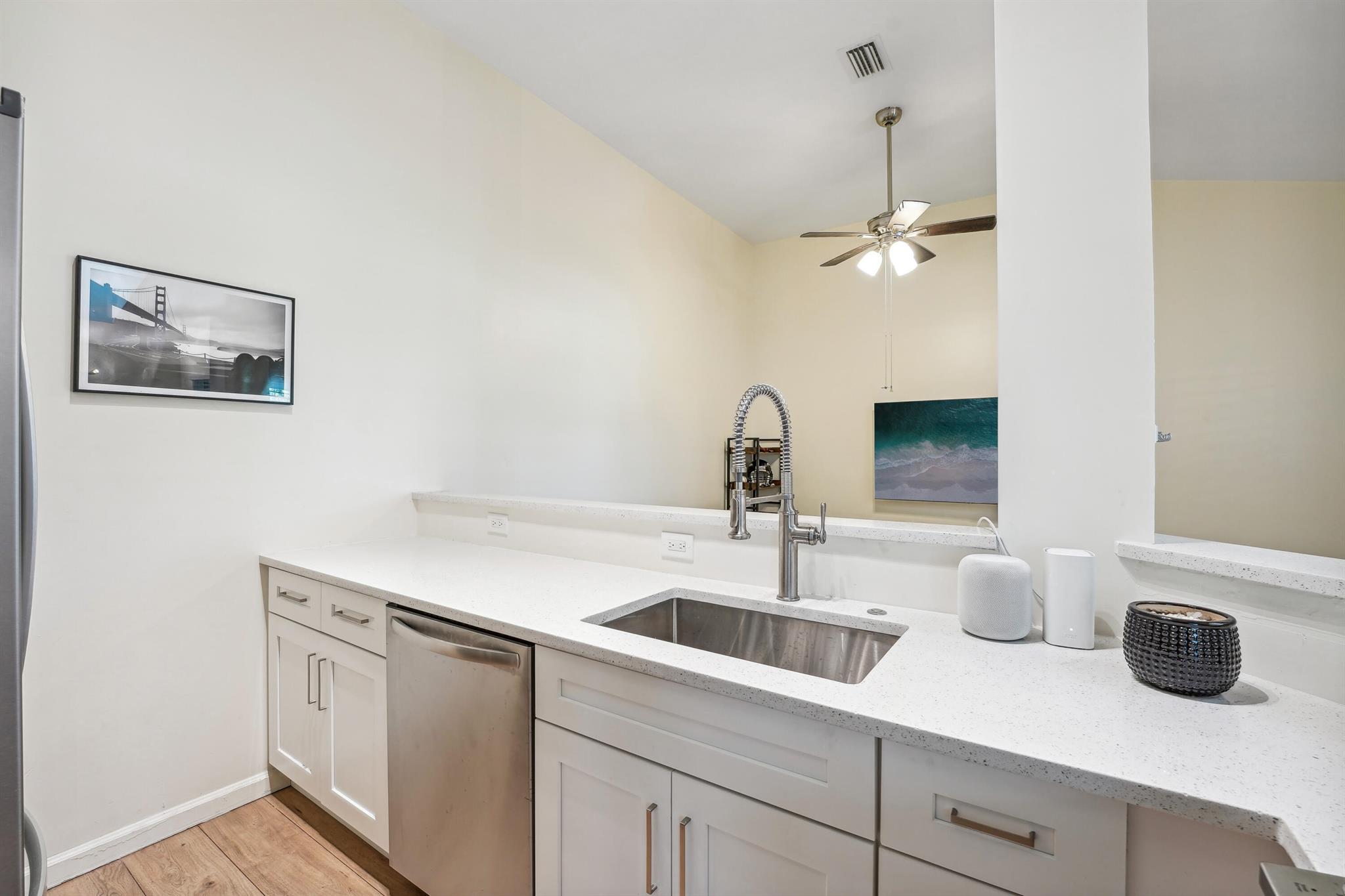 1050 Crystal Way Unit: L