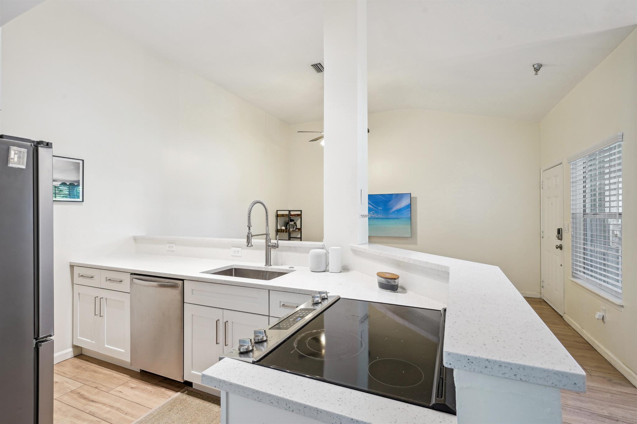 1050 Crystal Way Unit: L