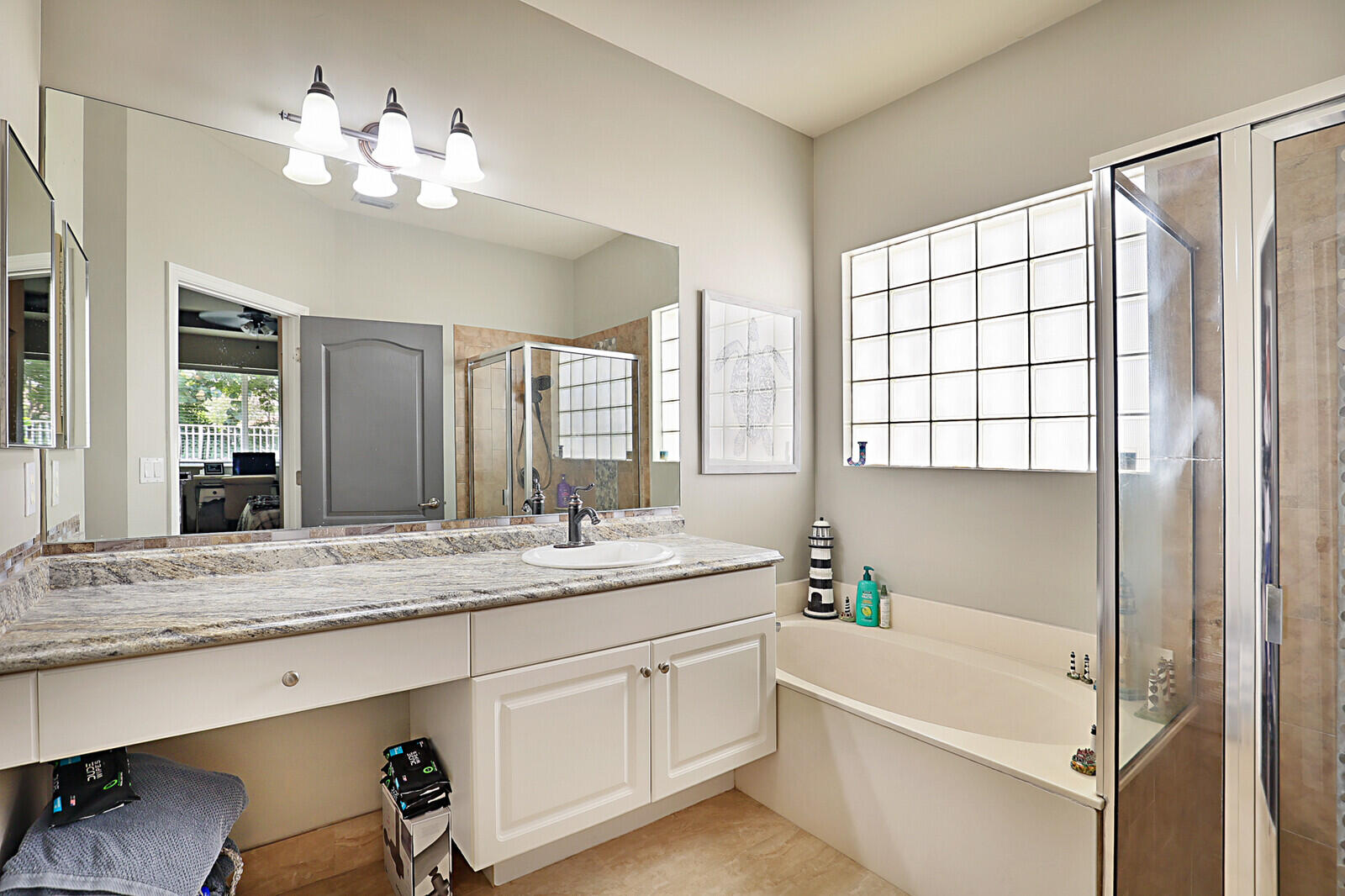10709 Oak Bend Way