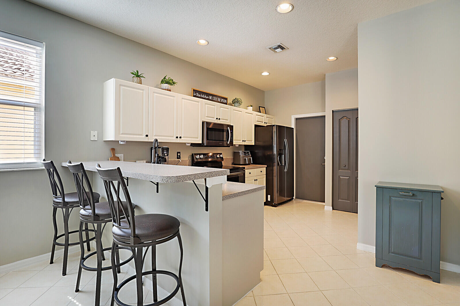 10709 Oak Bend Way