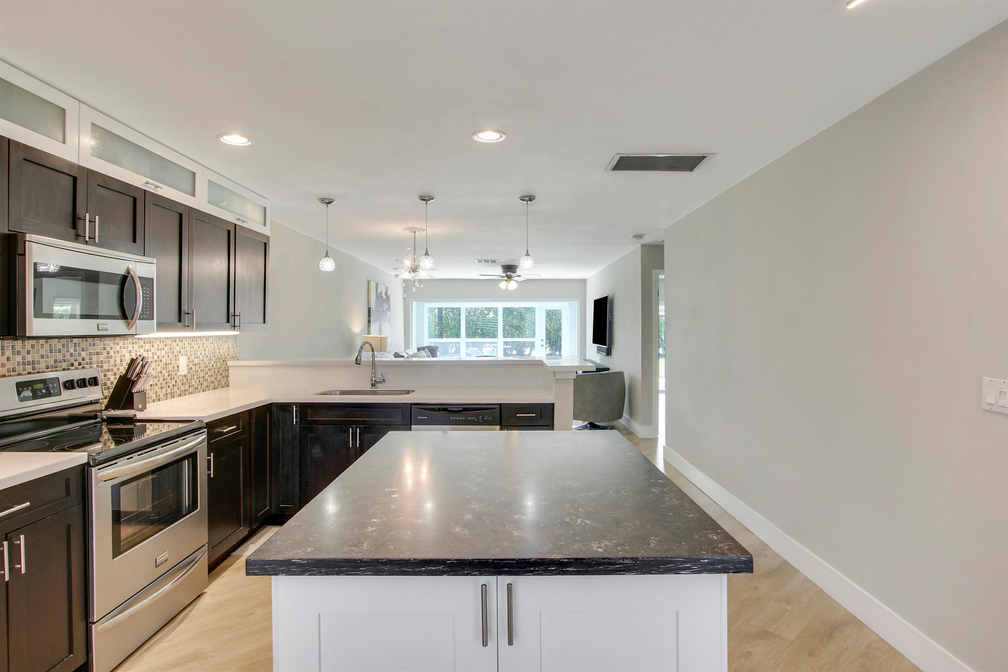 13907 Via Aurora Unit: D