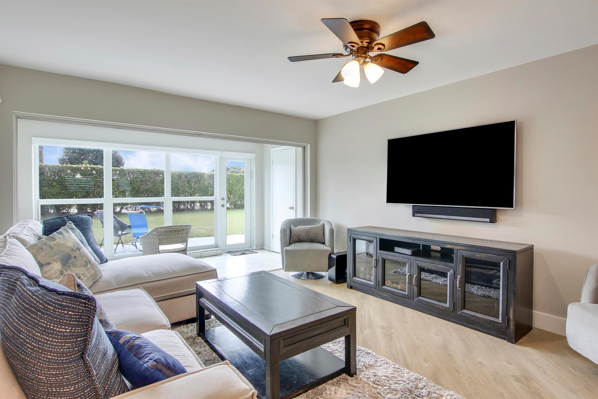 13907 Via Aurora Unit: D