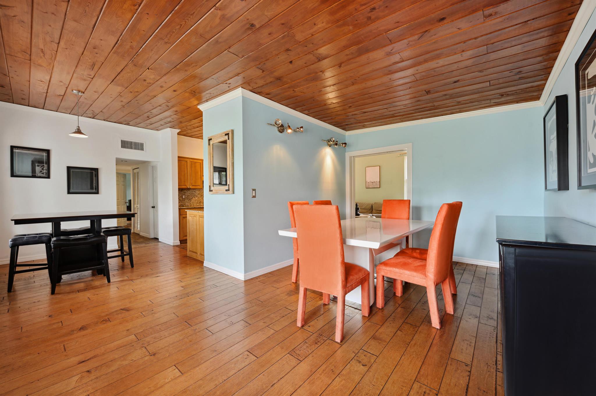 3127 Fernwood Drive