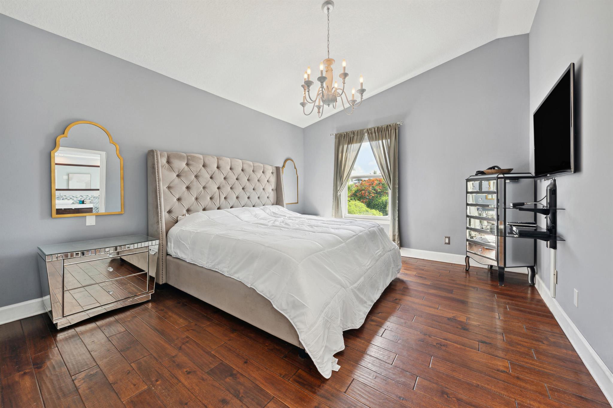 3127 Fernwood Drive