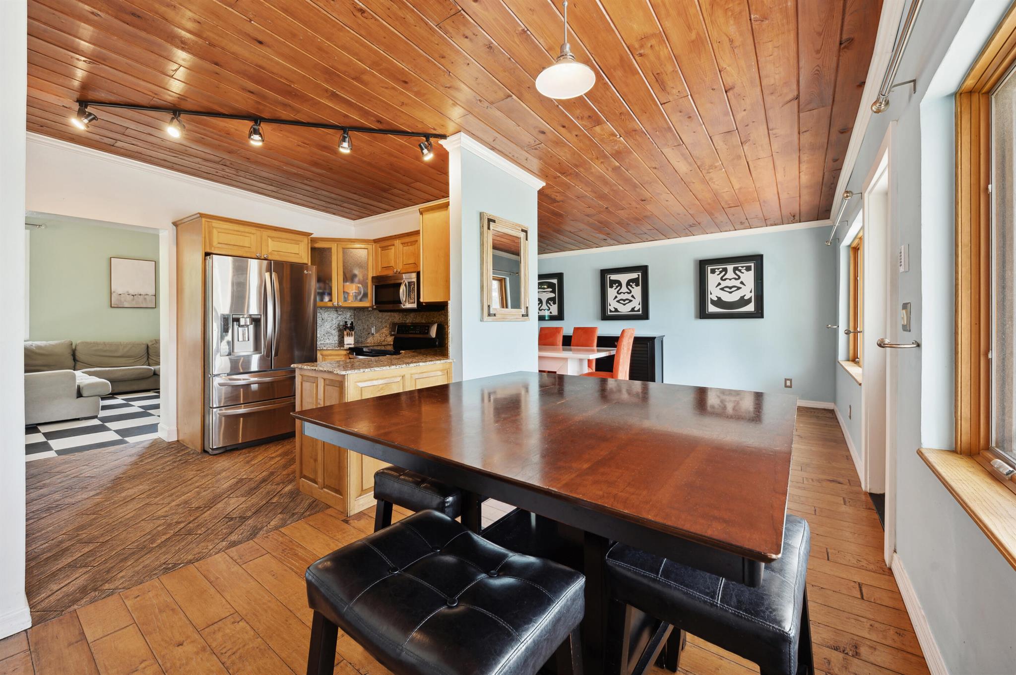3127 Fernwood Drive