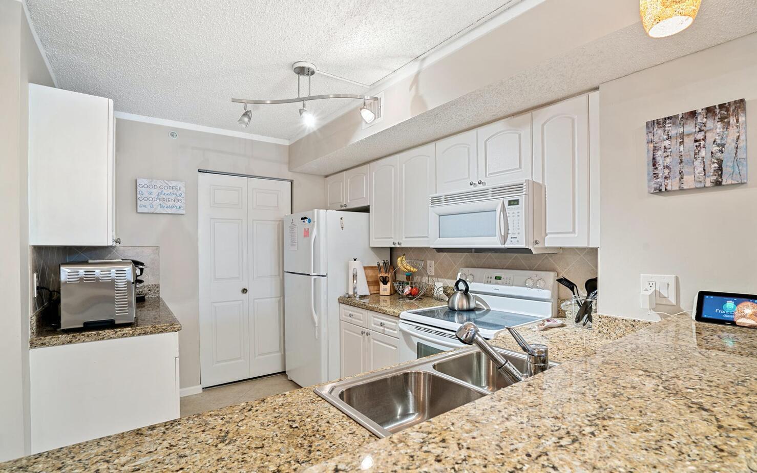266 Village Boulevard 6102