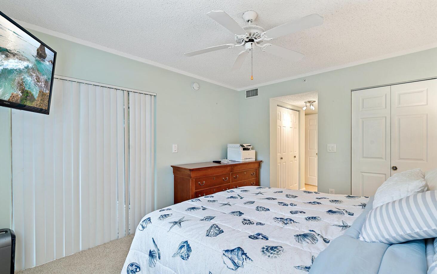 266 Village Boulevard 6102