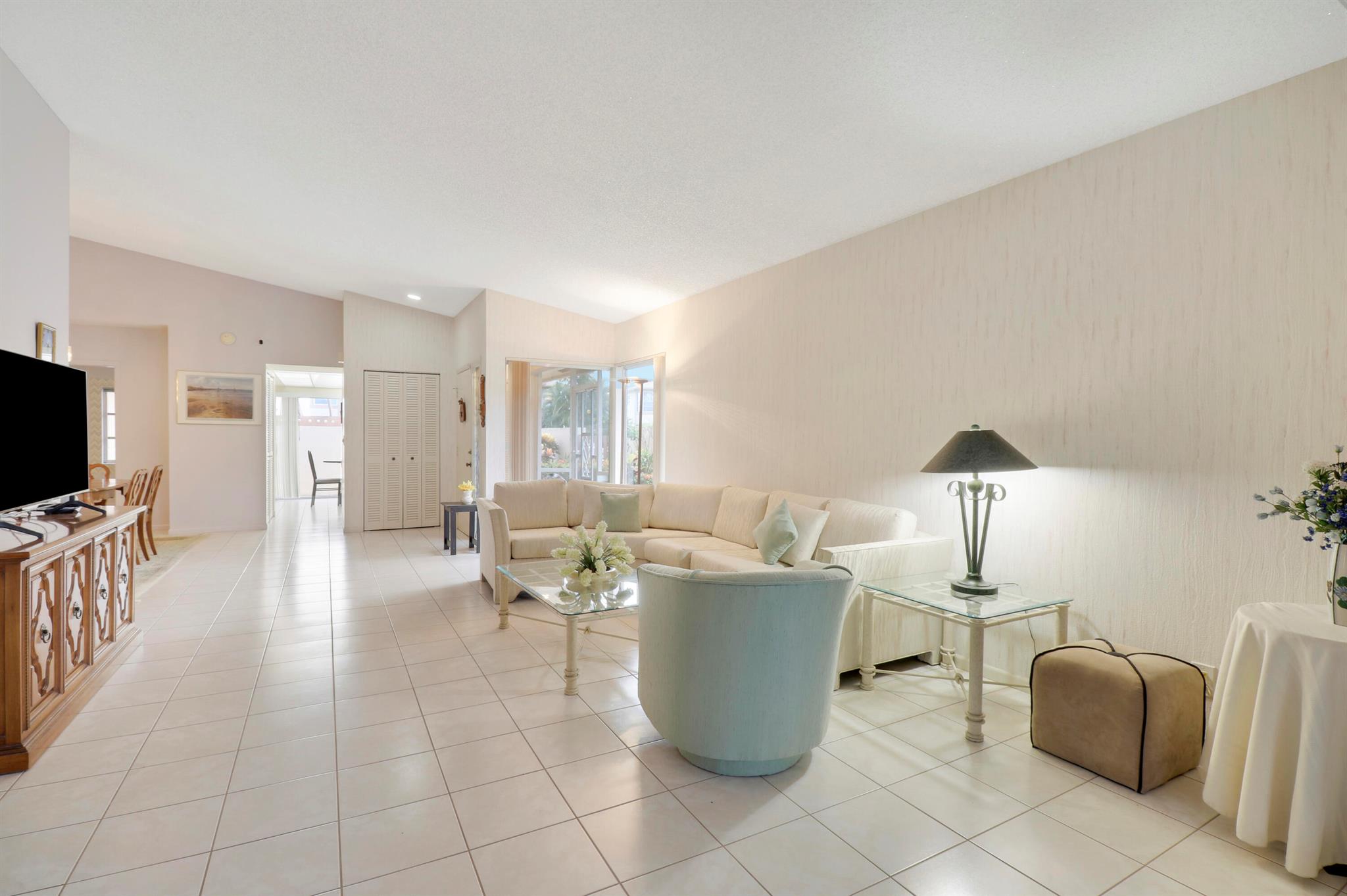 13759 Date Palm Court Unit: A