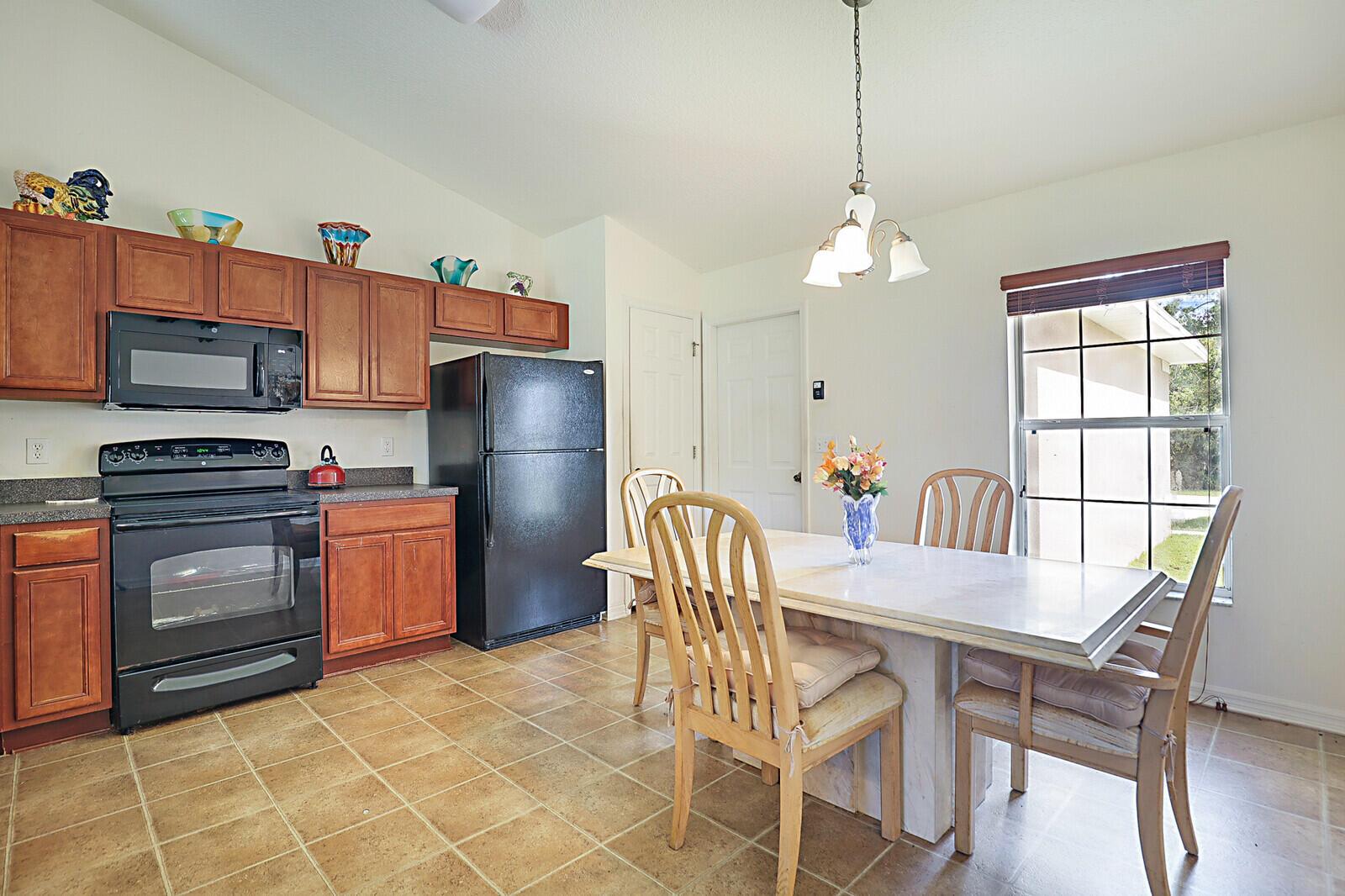 188 SW Sea Lion Road