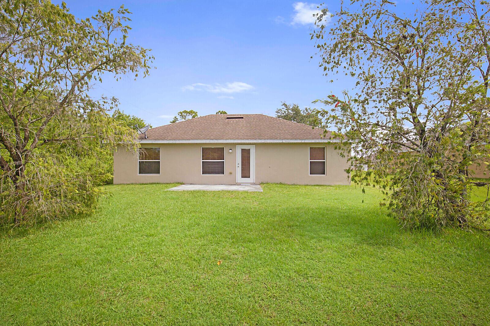 188 SW Sea Lion Road