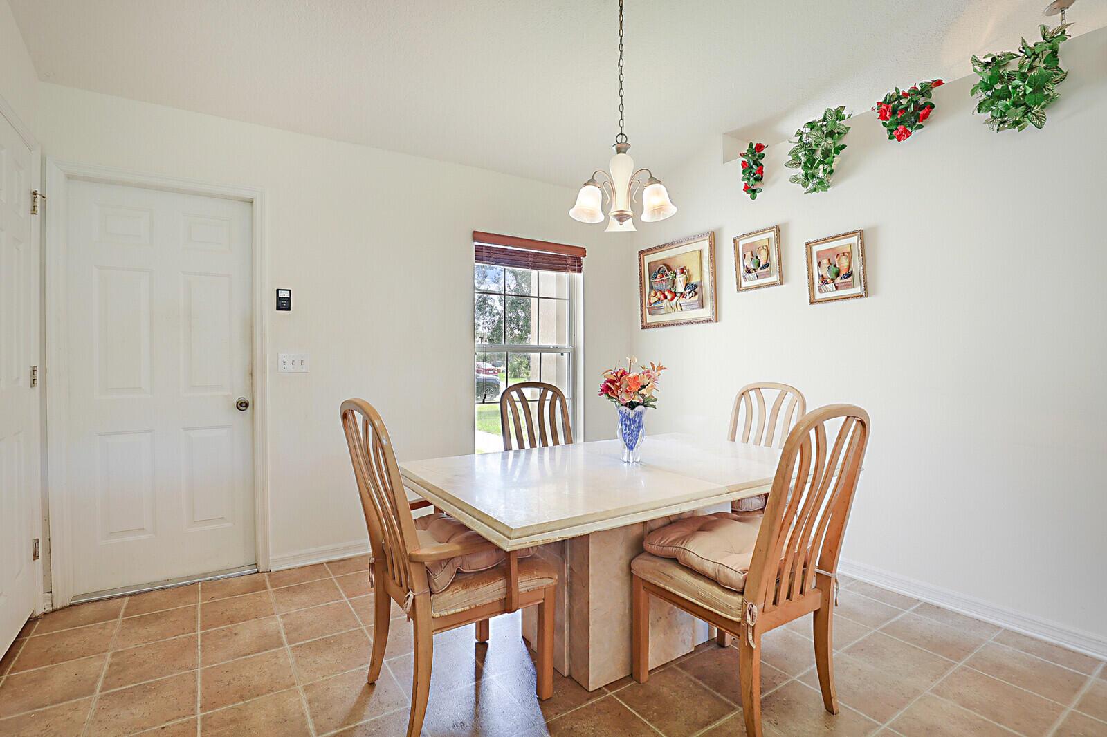 188 SW Sea Lion Road