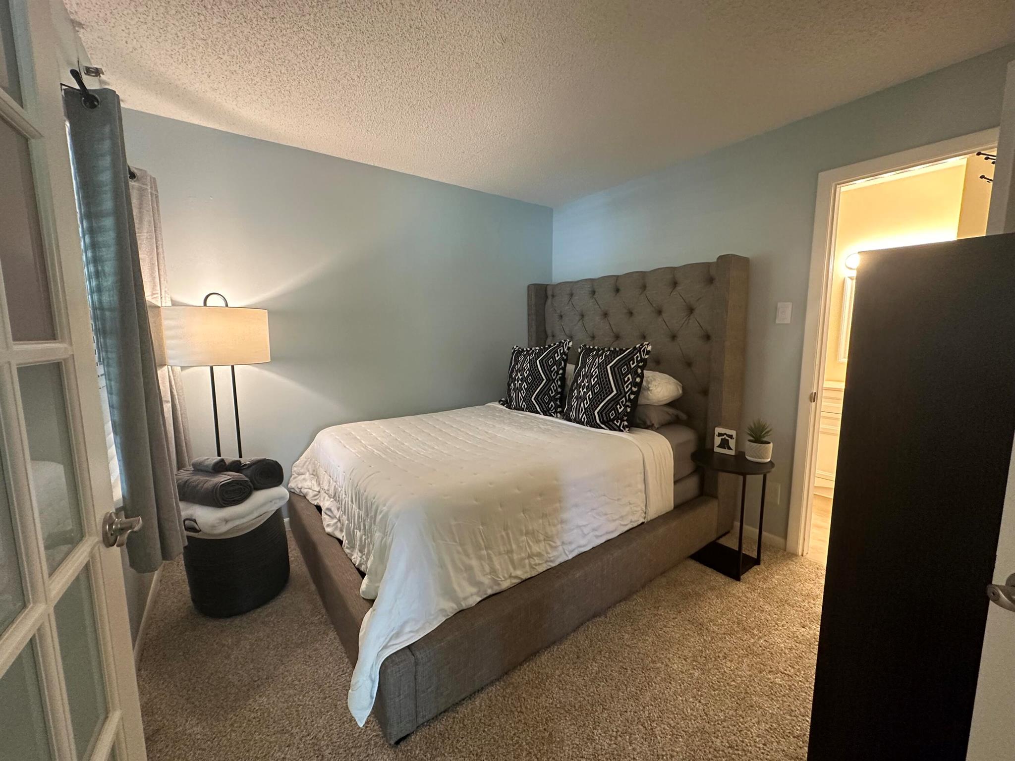 6500 Chasewood Drive E