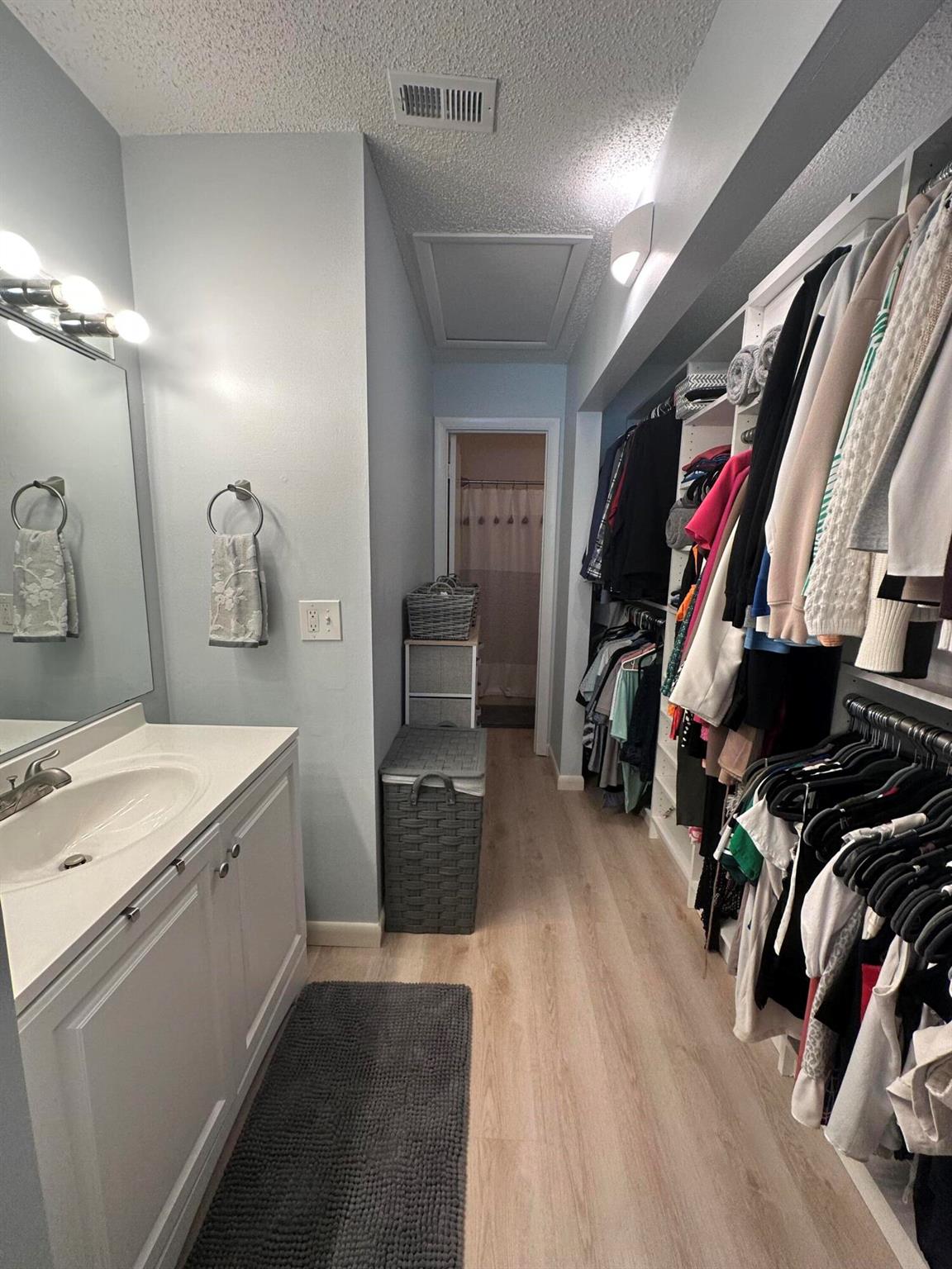 6500 Chasewood Drive E