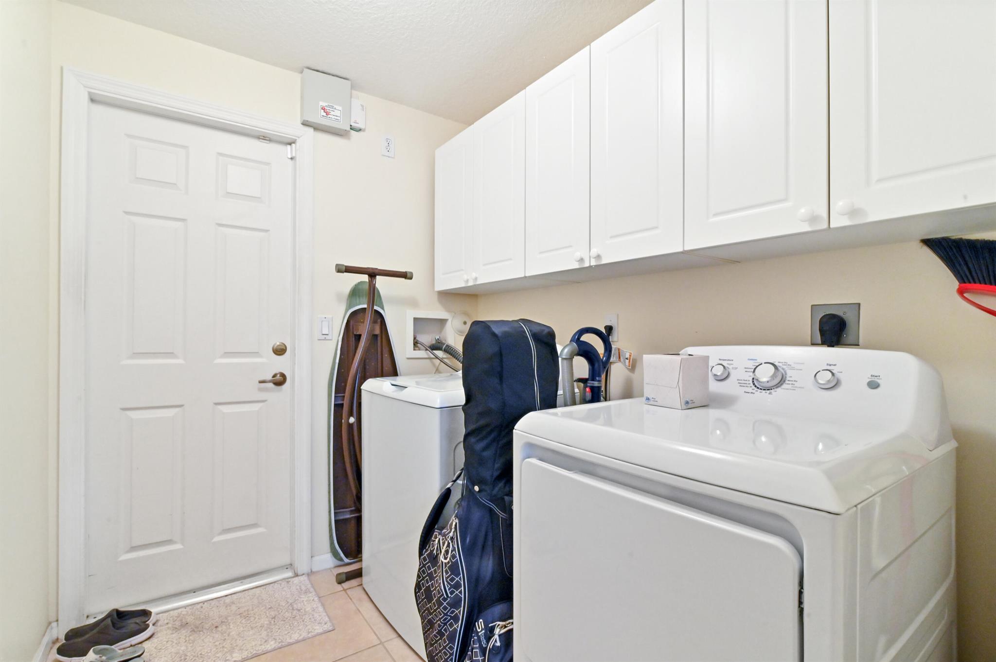 6401 Shadow Creek Village Circle