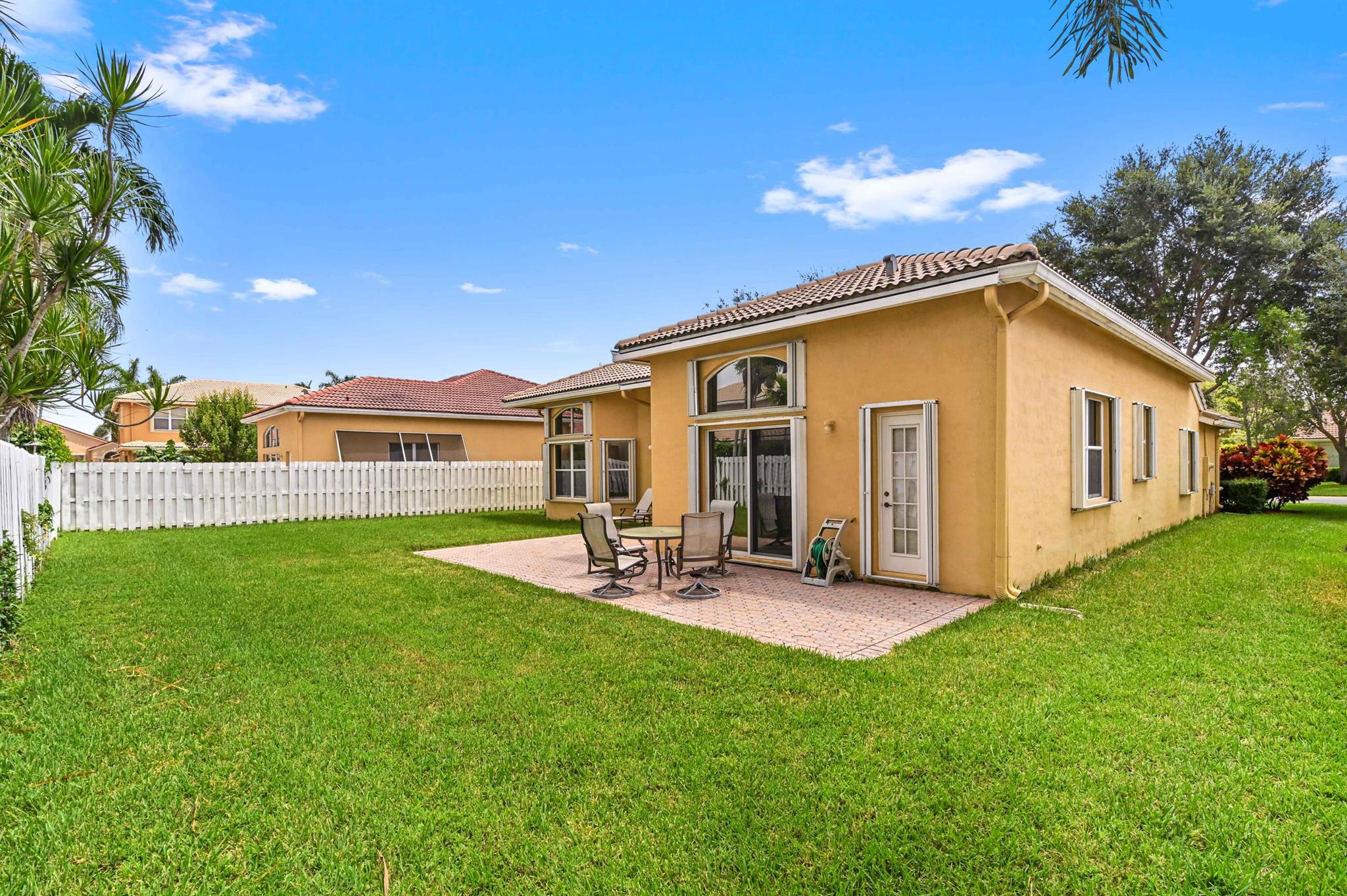 6401 Shadow Creek Village Circle