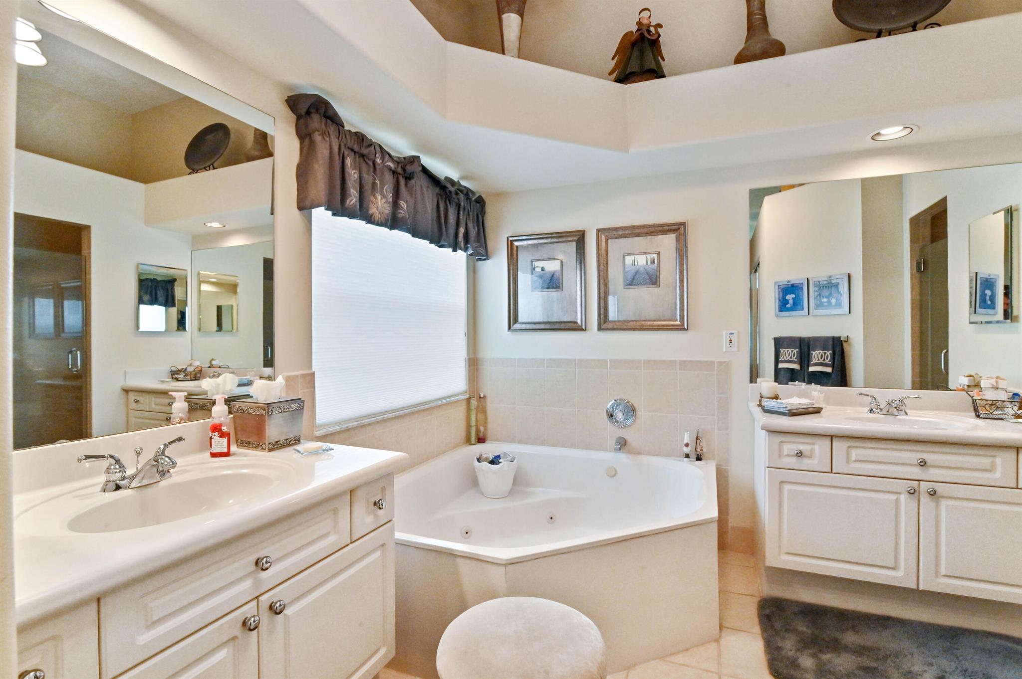 6401 Shadow Creek Village Circle