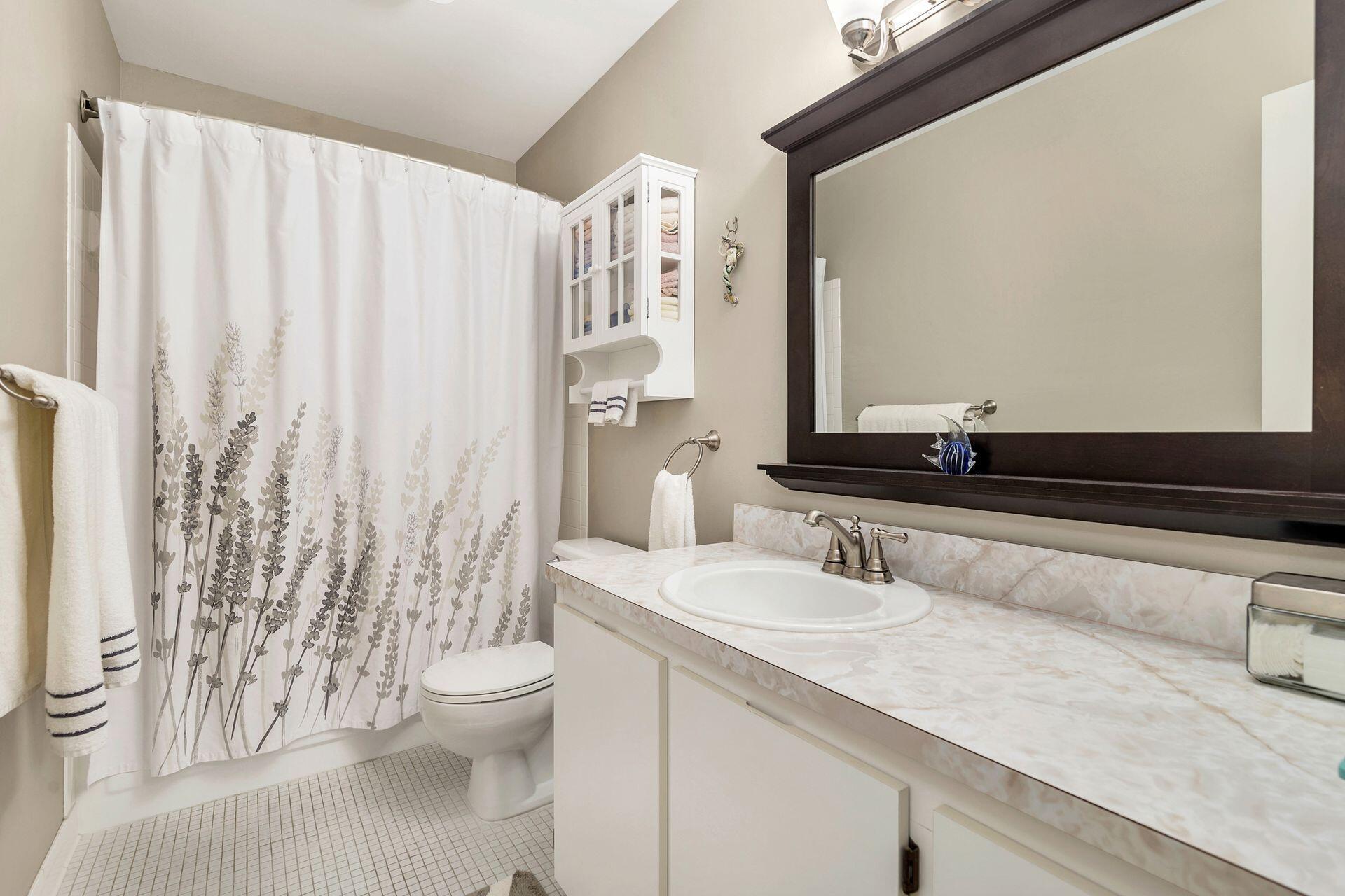 128 Moccasin Trail S