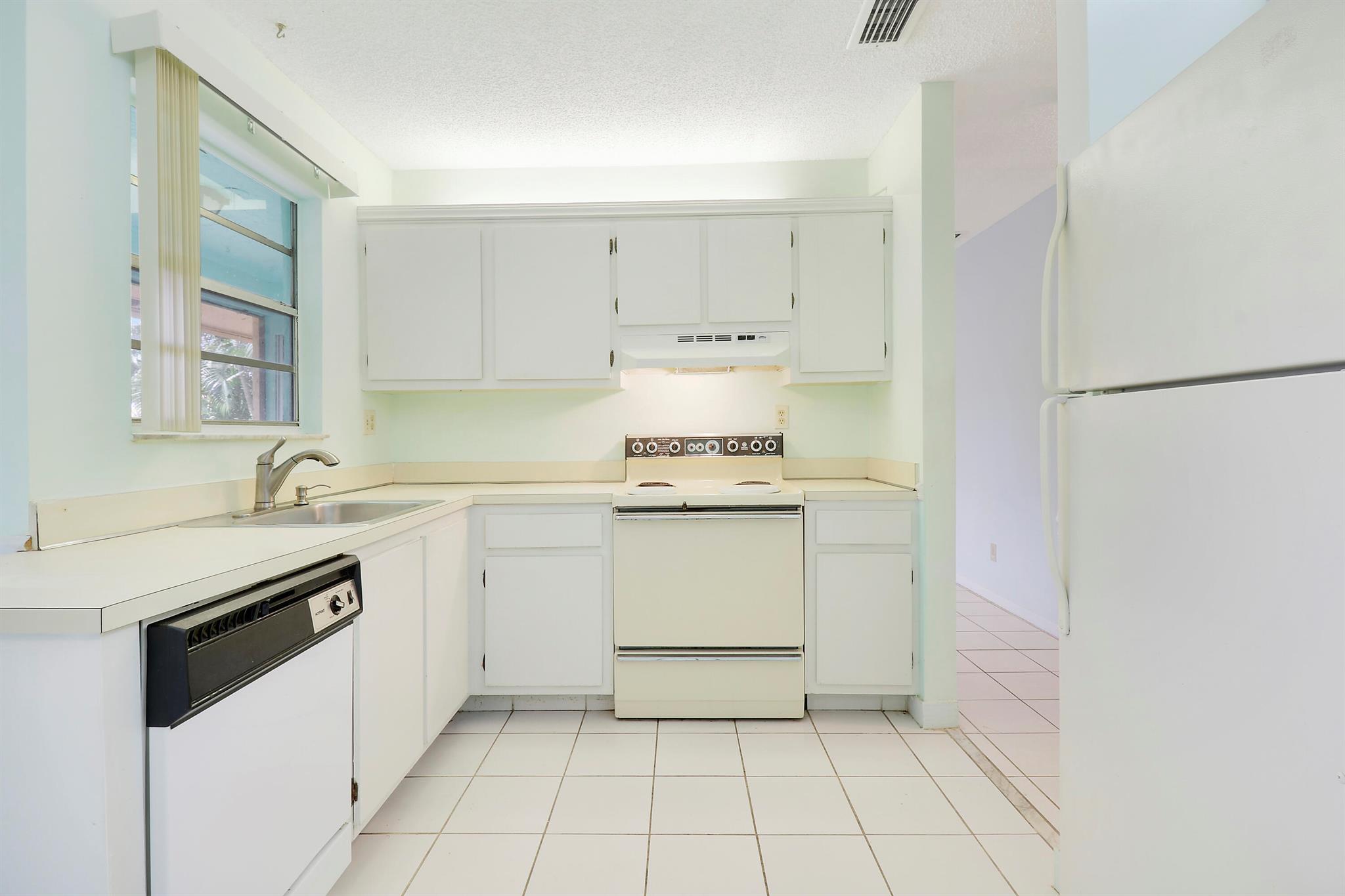 5790 Princess Palm Court Unit: D