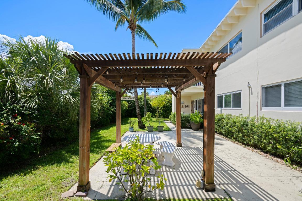 114 Cascade Lane 4