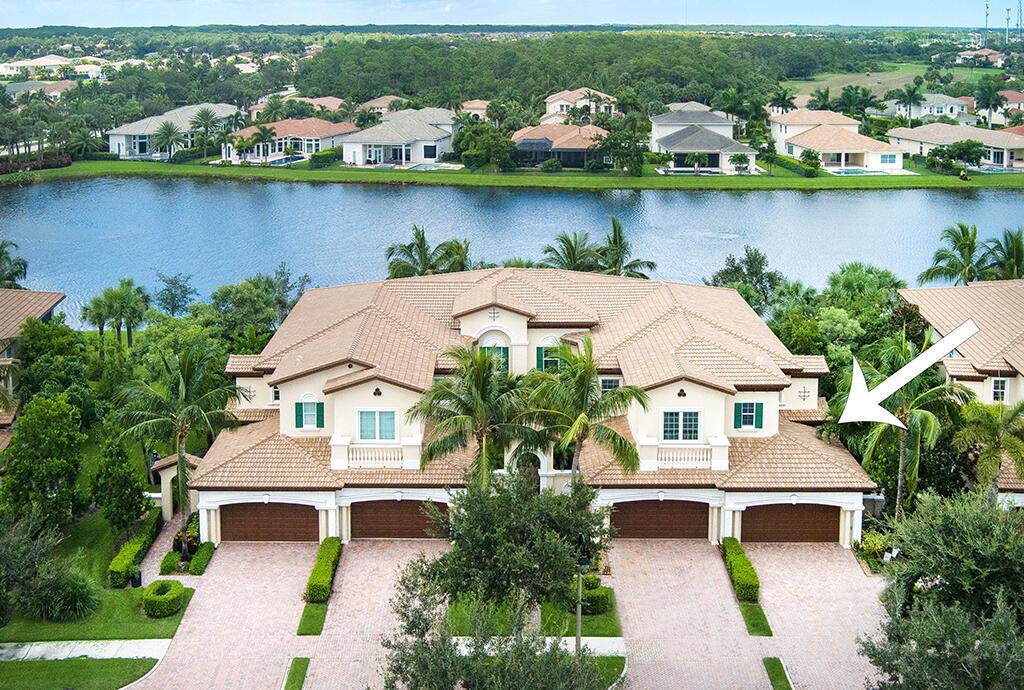107 Tresana Boulevard 23