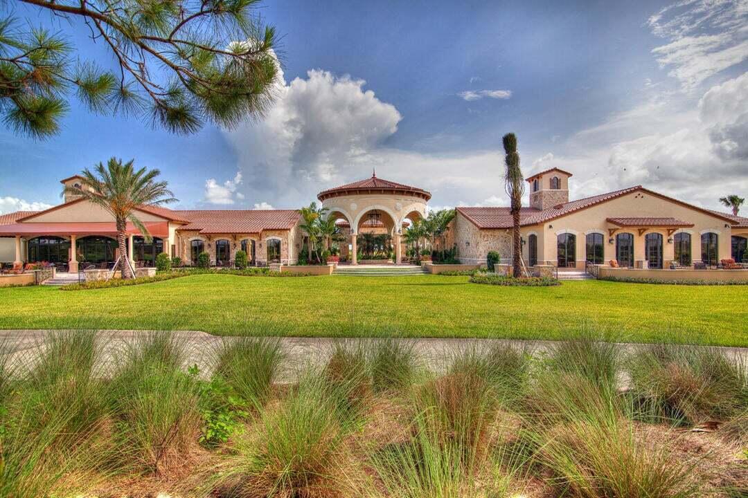 107 Tresana Boulevard 23