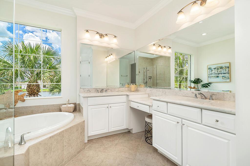 107 Tresana Boulevard 23