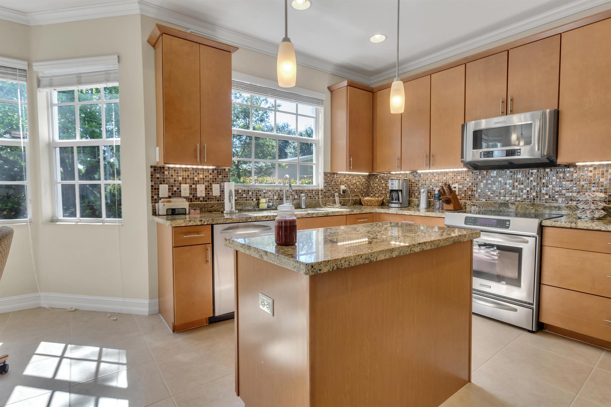 2200 SW 16th Terrace