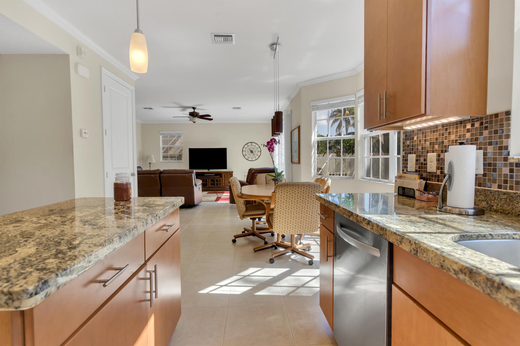 2200 SW 16th Terrace