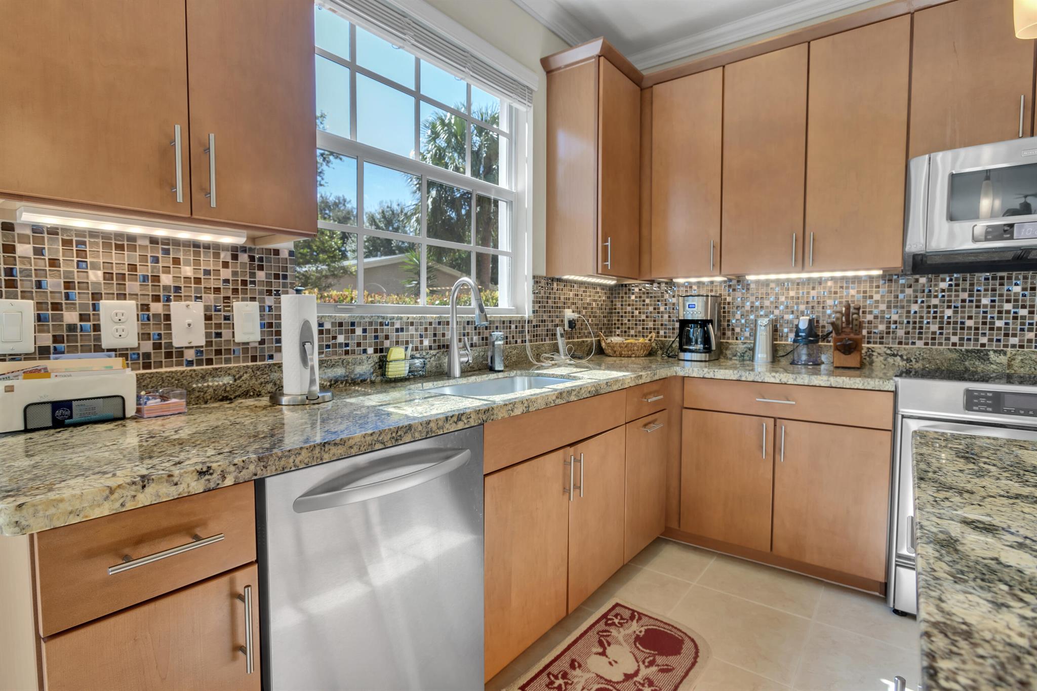 2200 SW 16th Terrace