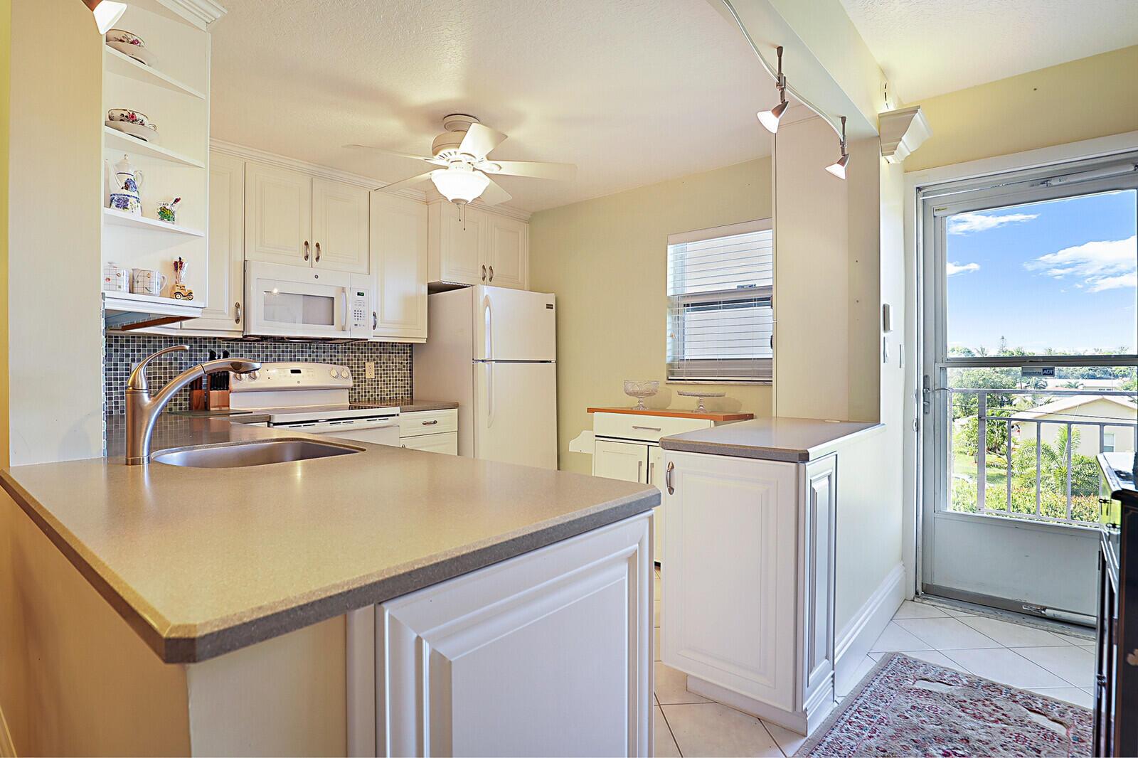 230 NE 26th Avenue 301