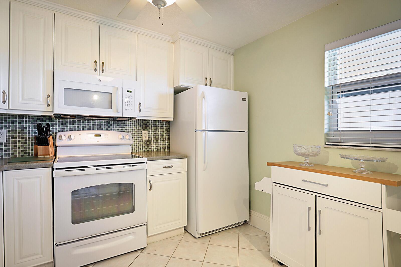 230 NE 26th Avenue 301