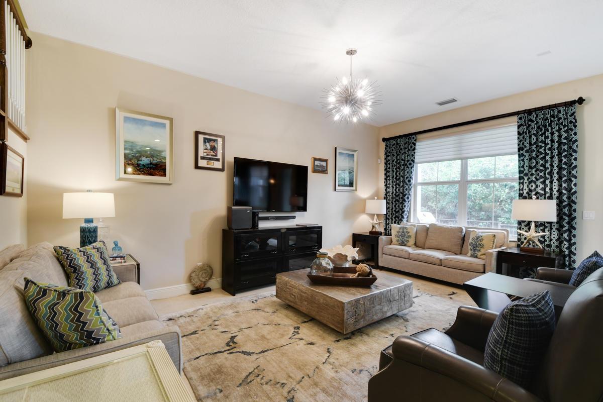 7135 Kensington Court