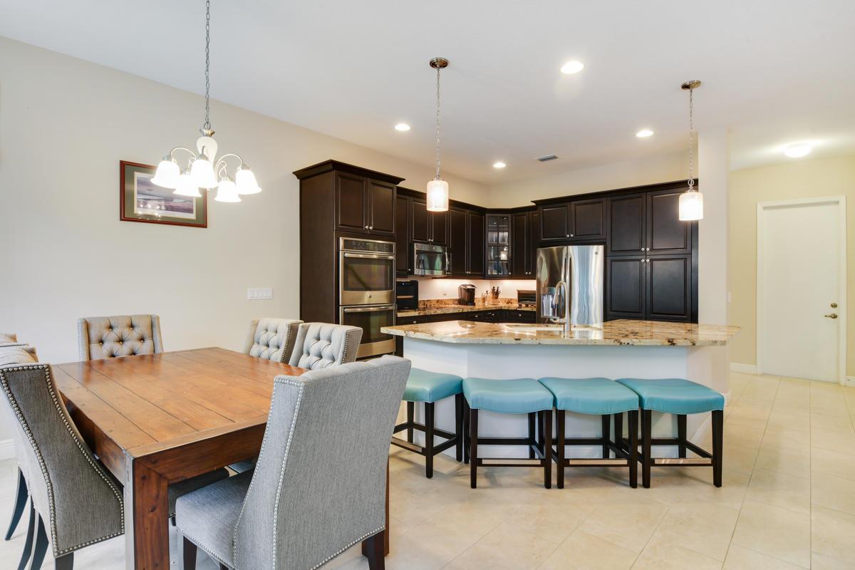 7135 Kensington Court