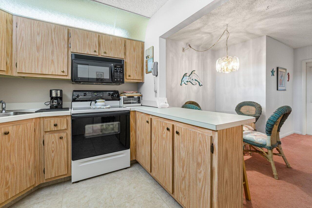 401 Pine Glen Lane C-2