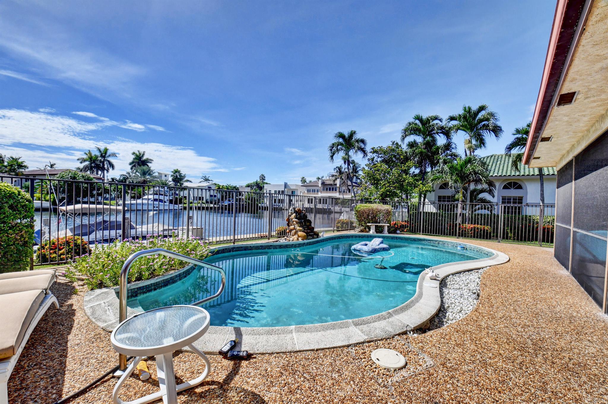 4211 Intracoastal Drive