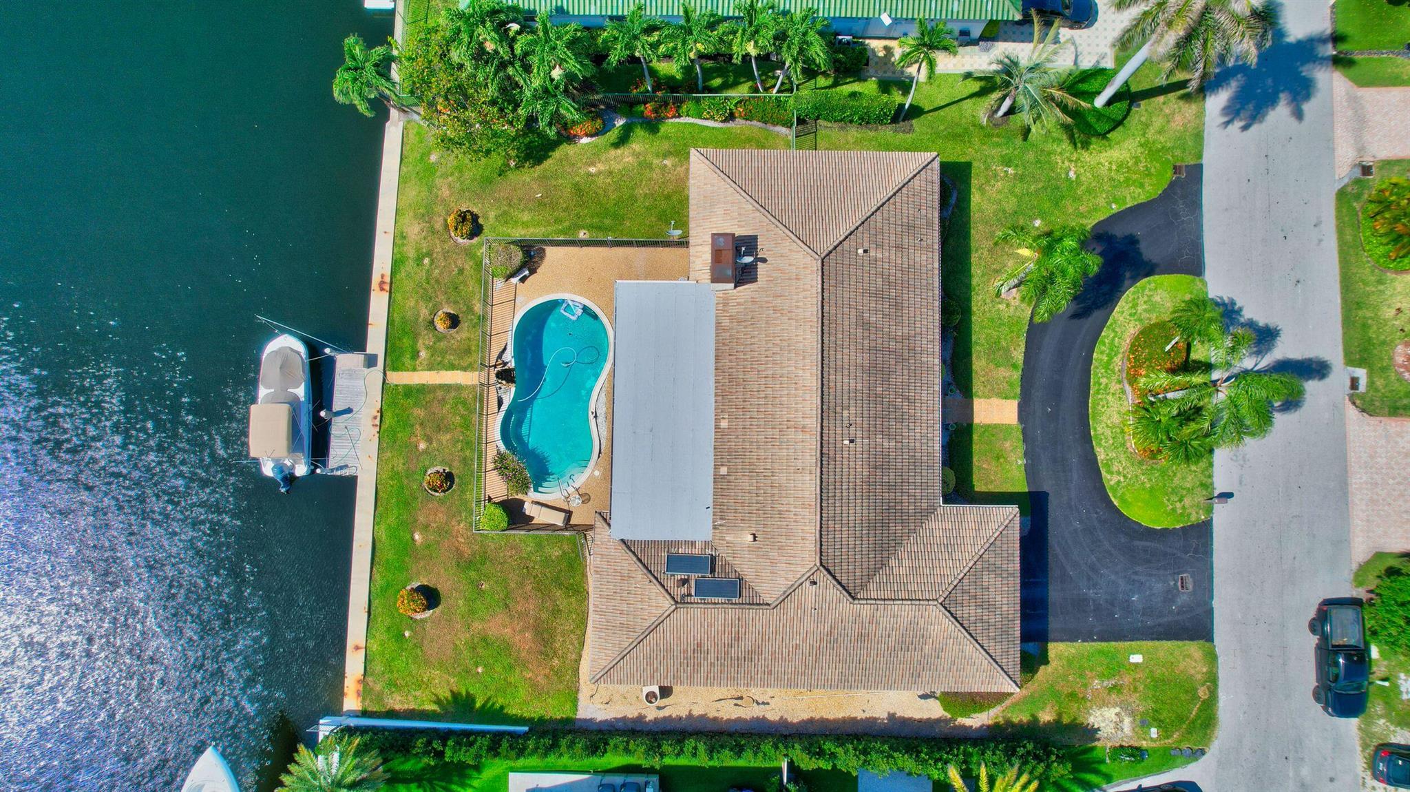 4211 Intracoastal Drive