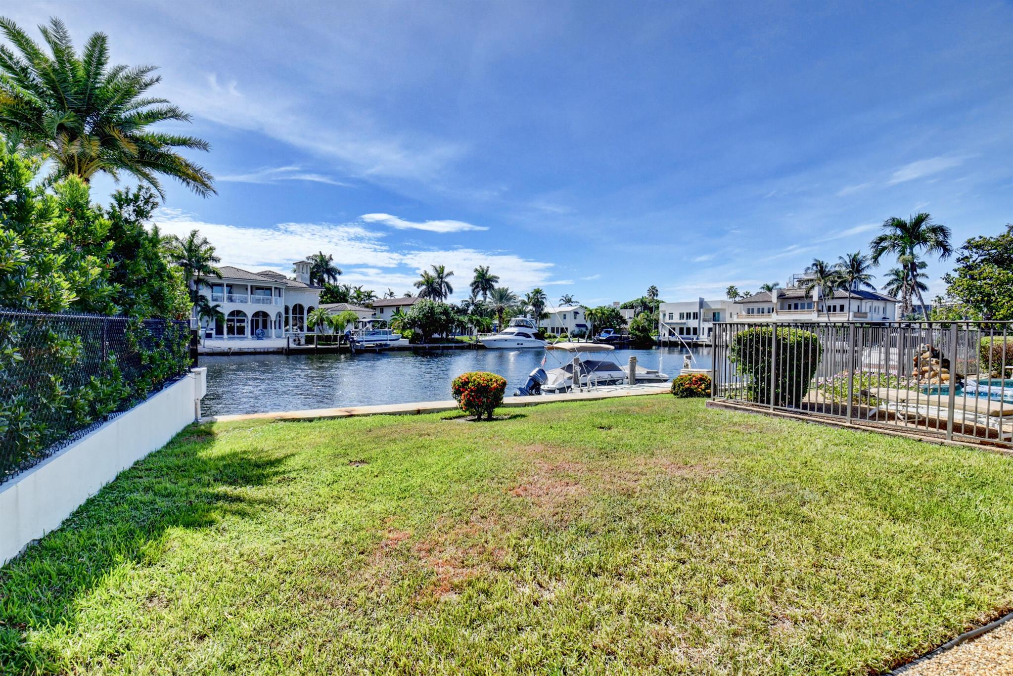 4211 Intracoastal Drive
