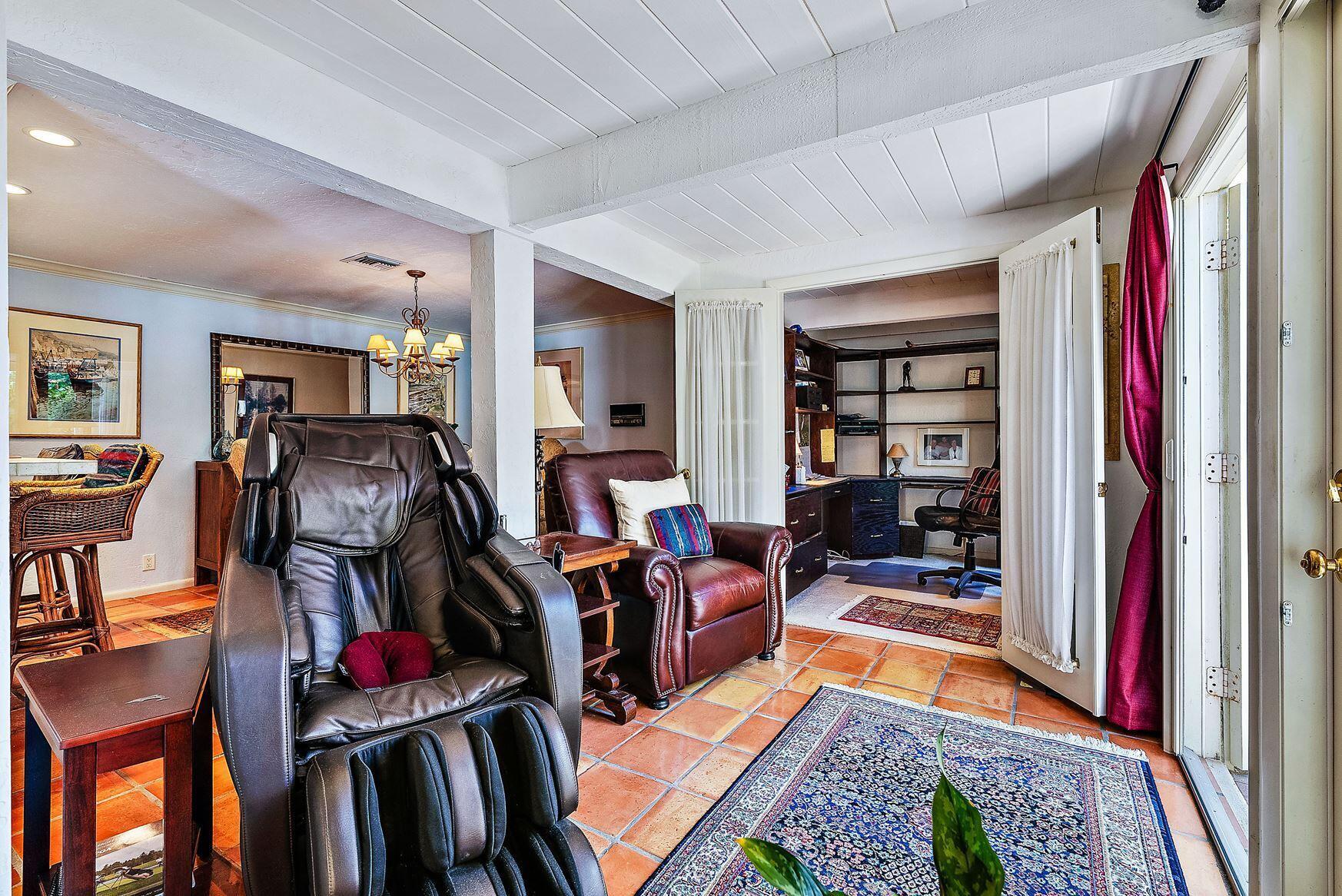 103 Amberjack Lane