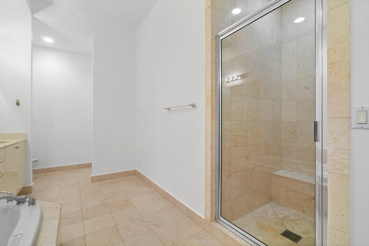 801 S Olive Avenue 236