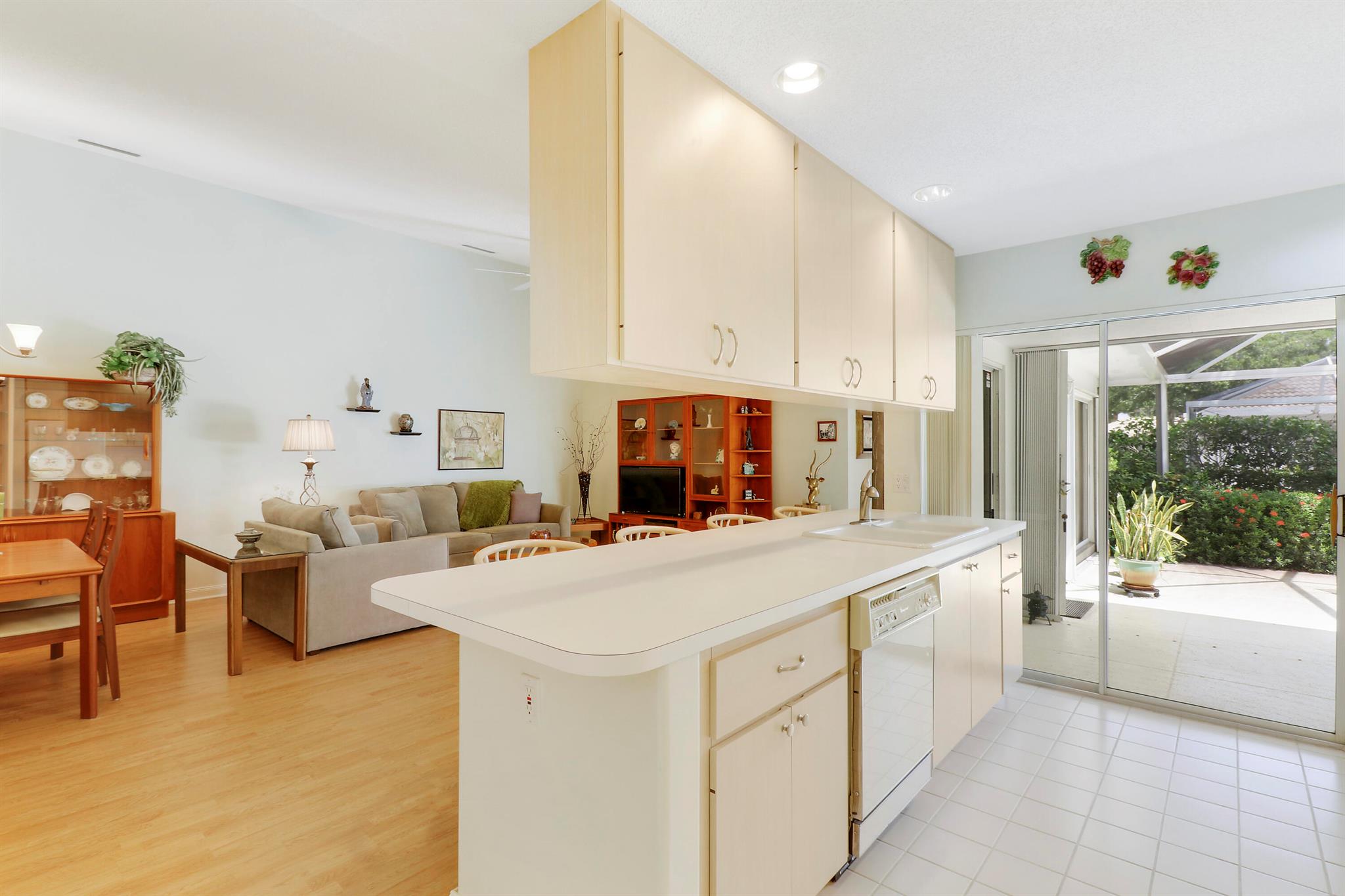 5502 Red Oak Court
