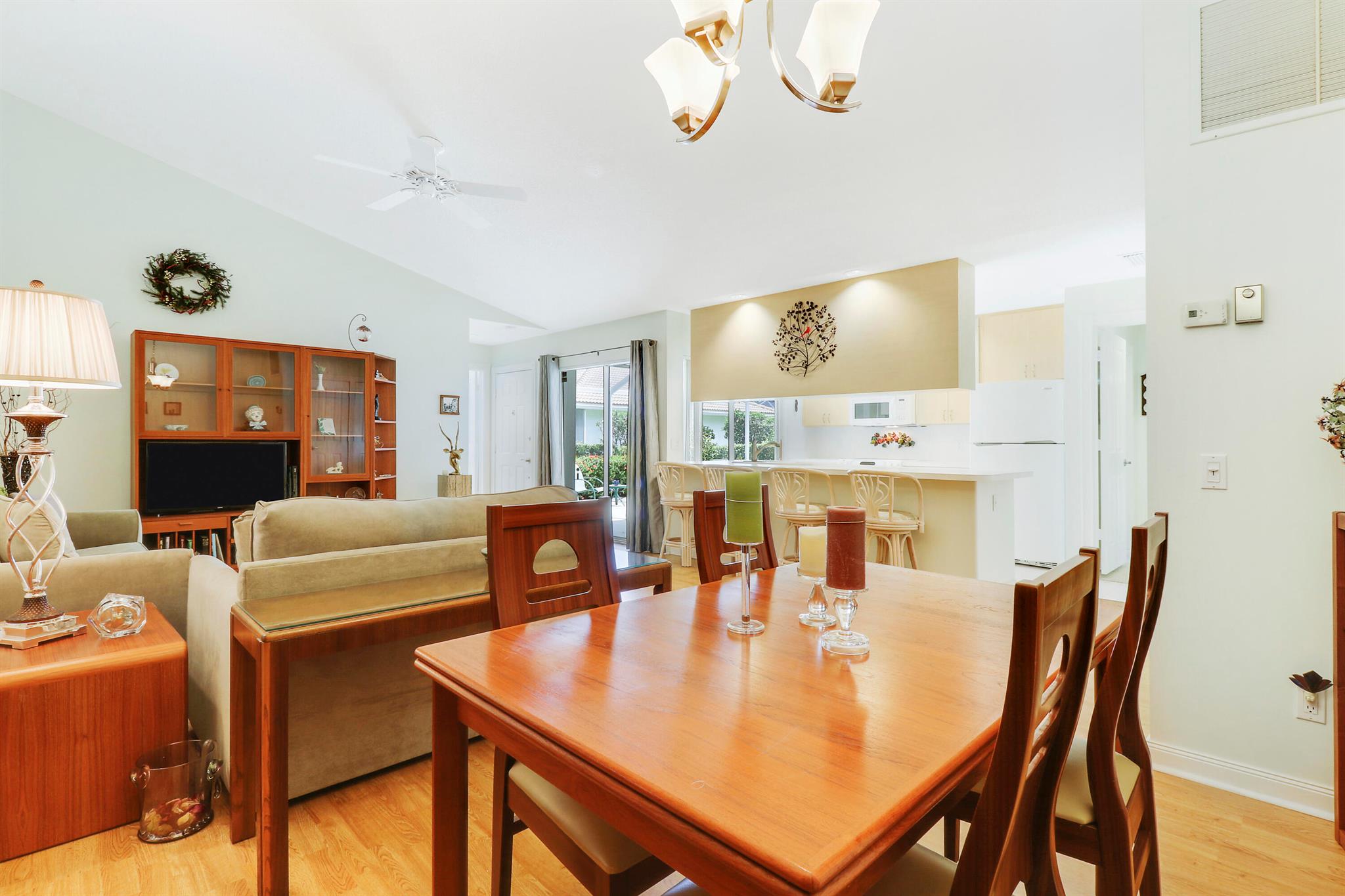 5502 Red Oak Court