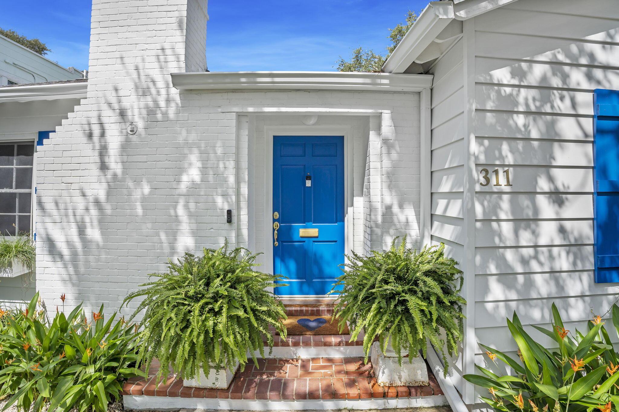 311 N Ocean Breeze