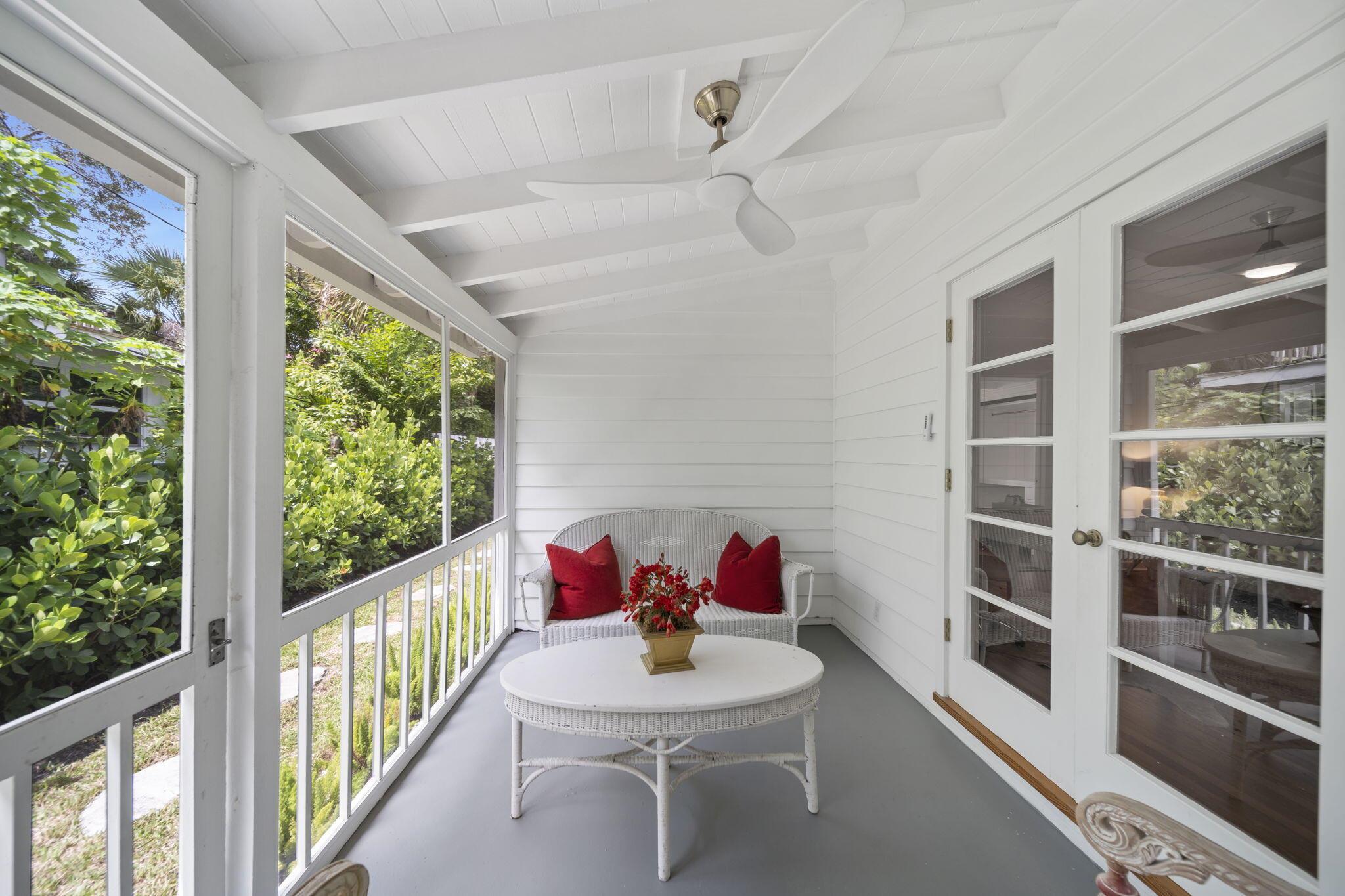 311 N Ocean Breeze
