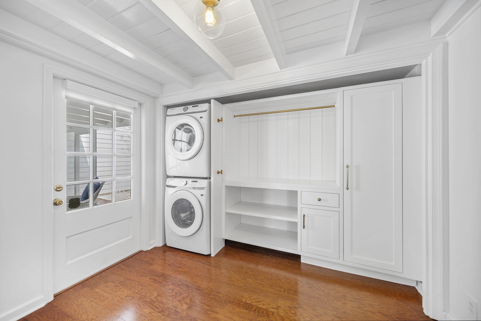 311 N Ocean Breeze