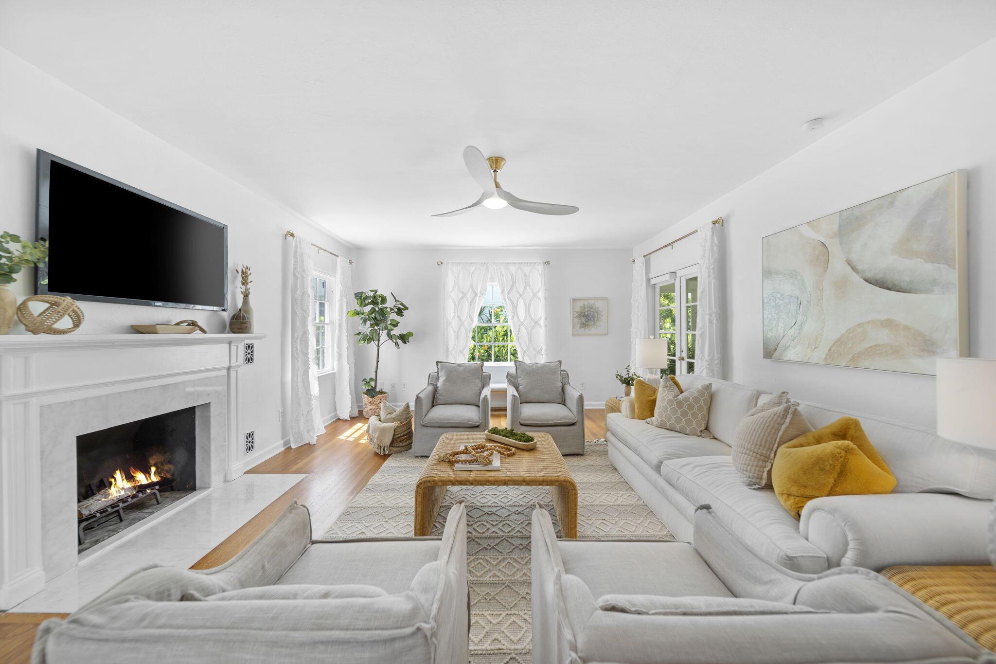 311 N Ocean Breeze