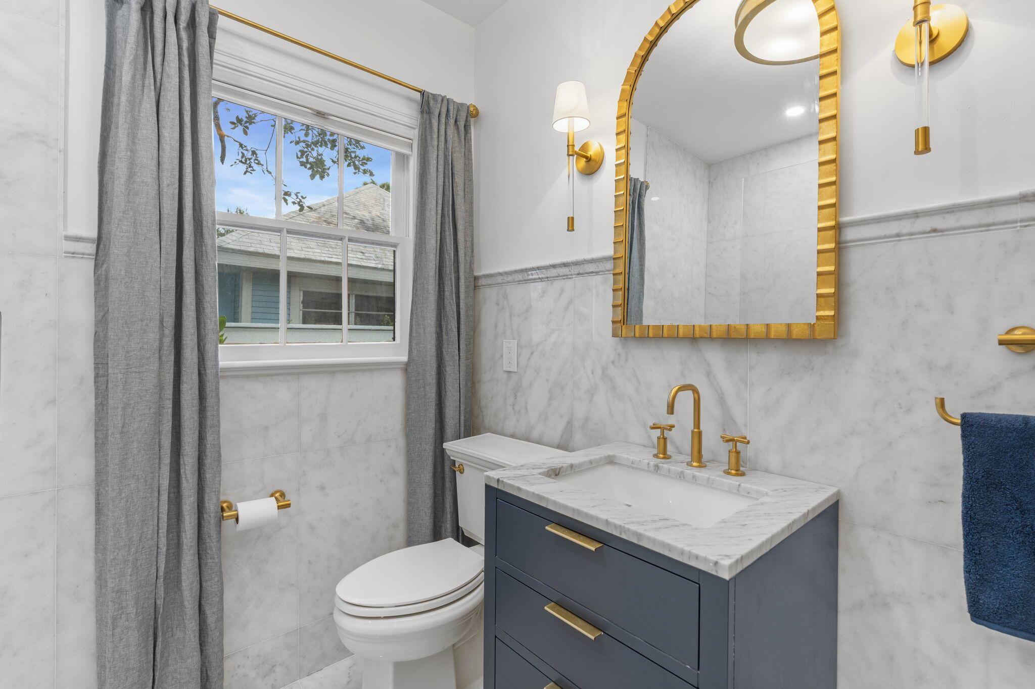 311 N Ocean Breeze