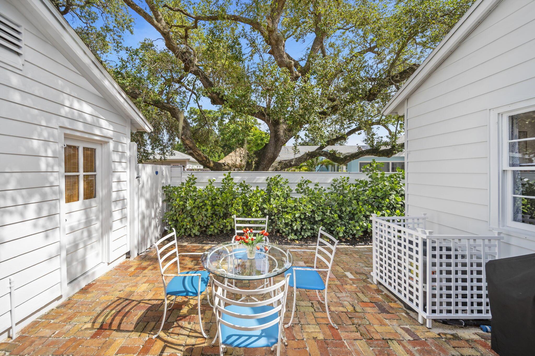 311 N Ocean Breeze